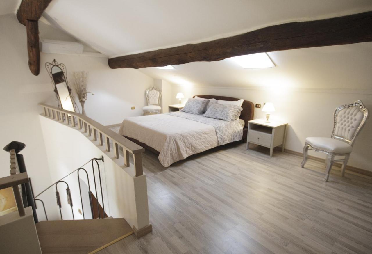 Divina Vita Apartments Варенна Екстер'єр фото