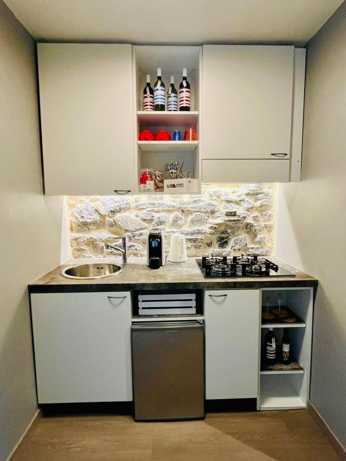 Divina Vita Apartments Варенна Екстер'єр фото